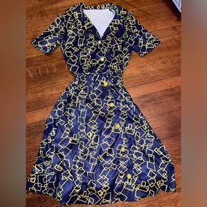 retro vintage polyester dress navy blue yellow geometric pattern buttons